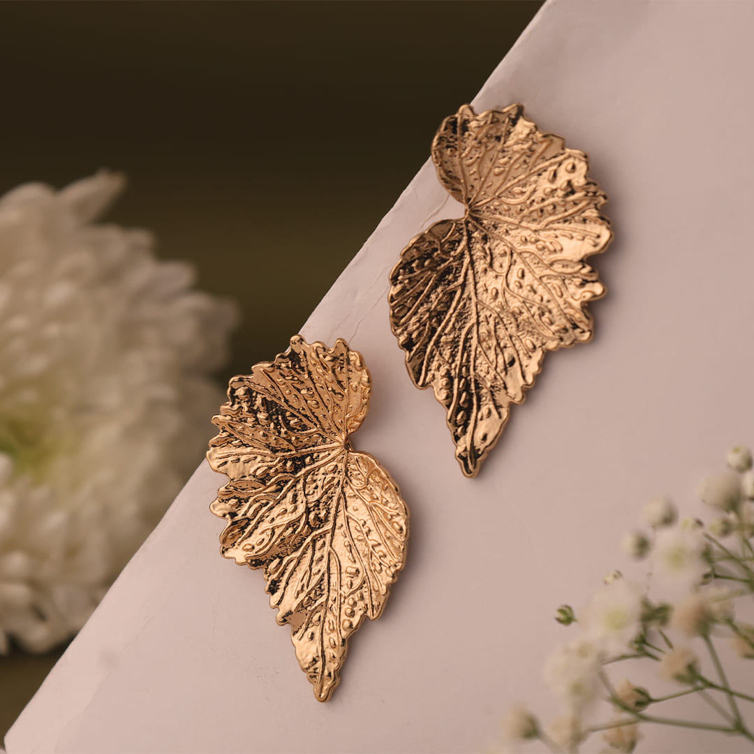 Golden Leaf Statement Earrings – Nature’s Elegance in Every Detail