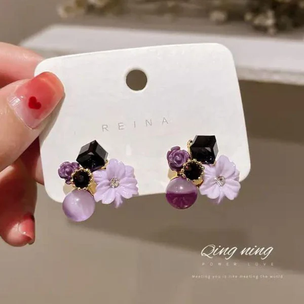 Sparkle Tulip Earring - Image 4