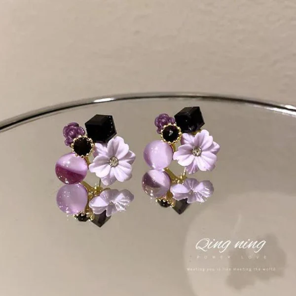 Sparkle Tulip Earring - Image 6