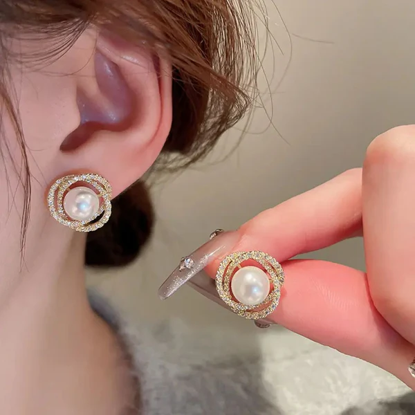 Pearlfect Drop Earrings - Image 3