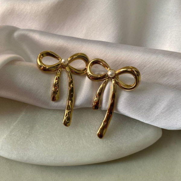 Golden Girlie Bow Earring - Image 3