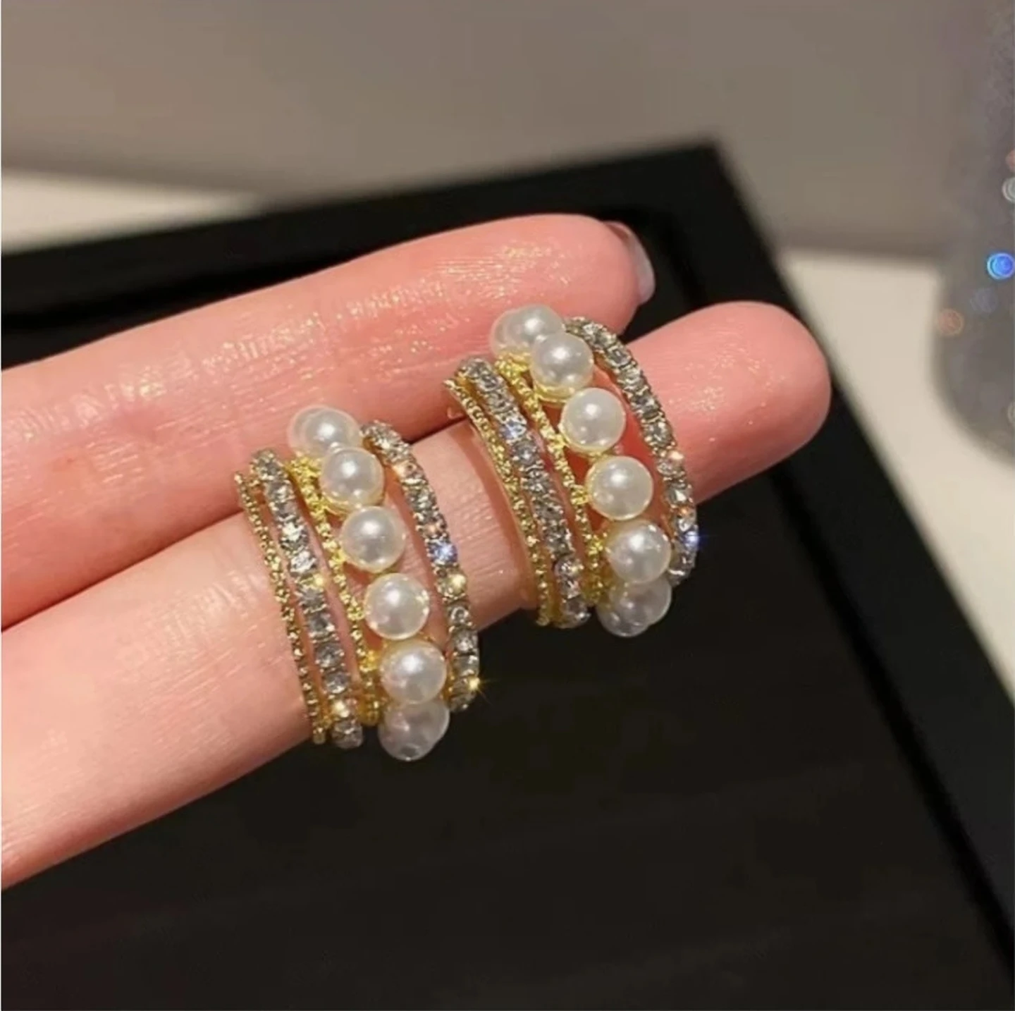 BERYLBABE Stylish Gold Stone Stud Earring for Women & Girls